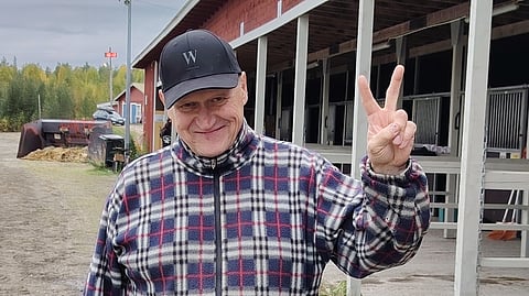 Harri Sulku tuuletti Carun kahden voiton viikkoa Mäntyvaaran tallialueella.