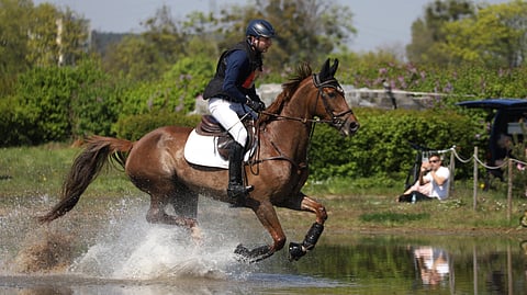 Axel Lindberg ja Quelle Bonne Sopotin vesiesteellä.