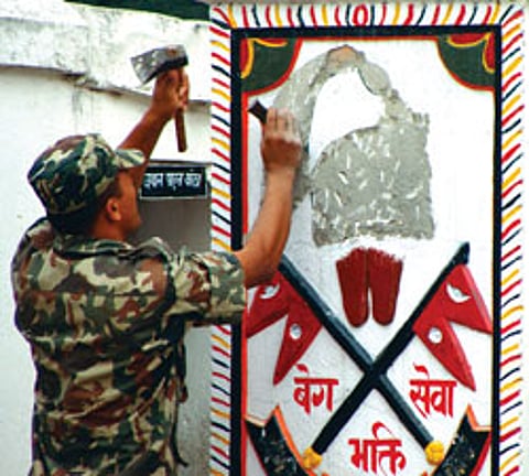 Silent monarchy, ambivalent citizens