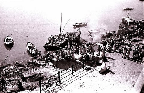 Varanasi, 1979.
Photo: Flickr / Nick