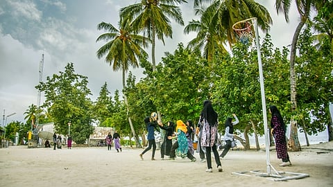 Naj, 'Women from Kumburudhoo' Flickr/Najy