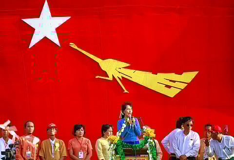 Aung San Suu Kyi gives a speech to supporters during 2012 by-election campaign in Kawhmu township, Myanmar. Photo: Htoo Tay Zar / Wikimedia Commons