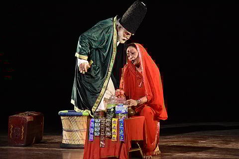 Inadvertently, Ghalib in New Delhi has charted Delhi’s transformations over the last 26 years, acting almost like a chronicler of the city’s recent history. Photo courtesy: Hemank Kumar