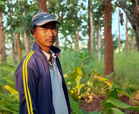 Purna Rana is an organic farmer who came back to Nepal after working as an electrician in India for 21 years. Low income from farming drives many of Nepal’s youth to migrate, but farming is also the only livelihood on offer for many who return. Photo courtesy: Jeff Joseph