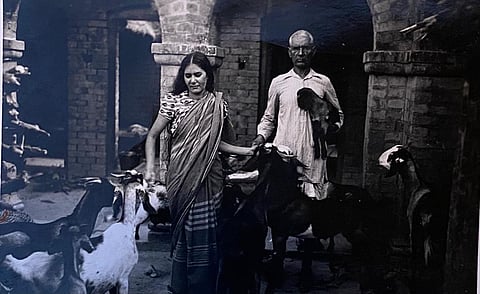 The author Nusrat F Jafri’s grand-aunt Tara and great-grandfather Hardayal Singh at his residence in Biswan, Uttar Pradesh. For Reverend Singh, conversion meant resistance against the caste system and a means of reclaiming agency and autonomy. Yet, even though he was casteless in his new identity post-conversion, the discriminatory labelling of Bhantus and caste were difficult to shed.