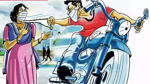 पूरे शहर में चेन स्नेचिंग की घटनाओं के बाद गुवाहाटी पुलिस ने अलर्ट जारी किया है