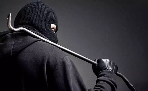 असम: धारापुर में काली मंदिर में चोरी, कीमती सामान चोरी