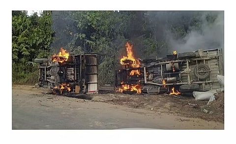 मिजोरम: तस्करी कर लाए गए सुपारी ले जा रहे वाहनों में आग लगा दी गई