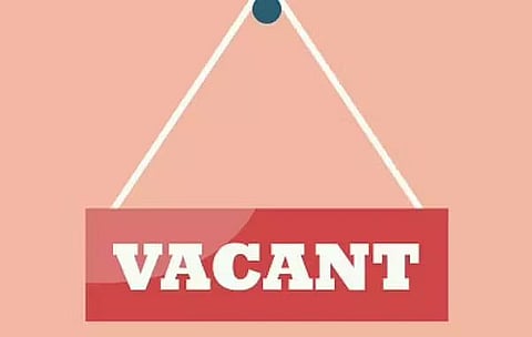 Schools Vacant:असम के 12 विश्वविद्यालयों में 1,484 पद खाली