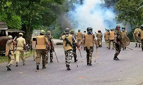 असम: उग्रवादियों और सुरक्षा बलों के बीच गोलीबारी में युवक घायल