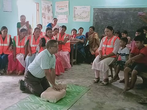 गोलाघाटी में आयोजित सखी स्वयंसेवकों के लिए प्रशिक्षण कार्यक्रम