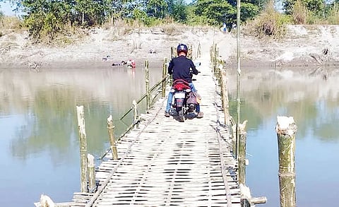 असम सरकार ने भक्त चापोरी की एसओएस कॉल का जवाब दिया