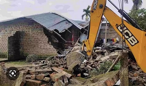 गौहाटी HC ने बटाद्रवा पुलिस थाने आगजनी करने वालों के घरों को ध्वस्त करने के लिए असम पुलिस की खिंचाई की