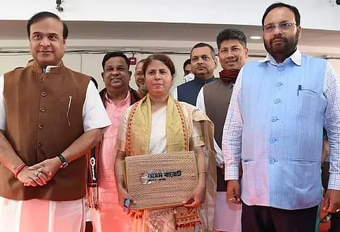 असम विधानसभा में 600 करोड़ रुपये का घाटा बजट पेश किया गया