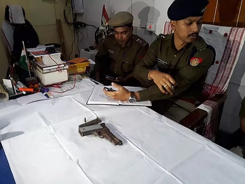 डिब्रूगढ़ पुलिस ने 31 अक्टूबर को हुई गोलीबारी की घटना में प्रयुक्त पिस्तौल बरामद की