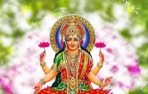 डेमोव में धार्मिक उल्लास के साथ मनाई गई लक्ष्मी पूजा (Lakshmi Puja celebrated with religious fervour in Demow)