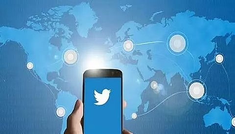 भारत ने कई पाक पत्रिकाओं, राजनयिक मिशनों के ट्विटर अकाउंट पर प्रतिबंध लगाया