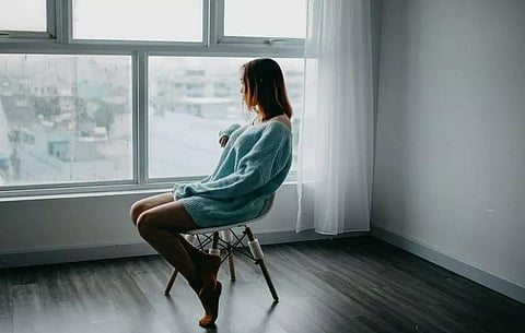 विश्व स्वास्थ्य संगठन का कहना है कि अकेलापन एक वैश्विक स्वास्थ्य खतरा है