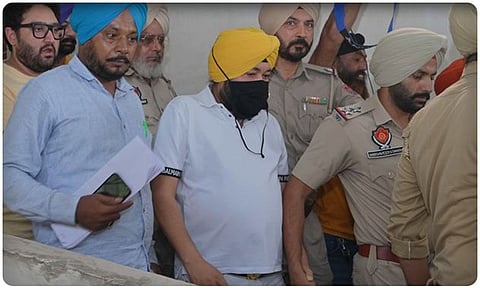 मानव तस्करी मामले में गायक दलेर मेहंदी को दो साल की सजा