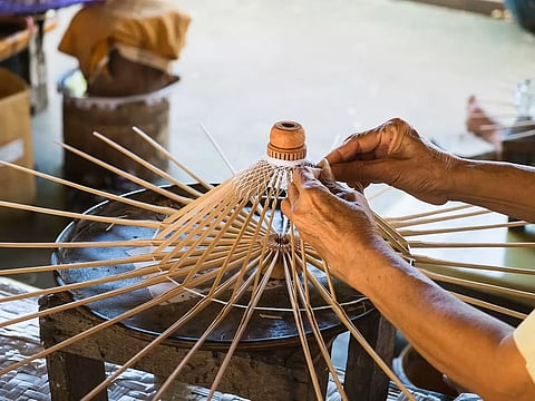 असम: कामरूप पश्चिम वन प्रभाग ने बेंत और बांस उत्पादों में हस्तशिल्प प्रशिक्षण का आयोजन किया