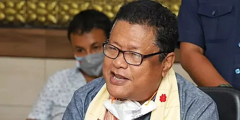 कोविड महामारी के कारण कम पास प्रतिशत अनिवार्य: रनोज पेगु