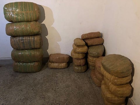 गुवाहाटी में चेकिंग के दौरान भारी मात्रा में गांजा जप्त