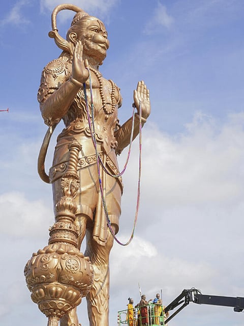 90 feet tall Hanuman statue At America