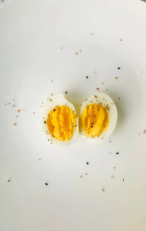 Can you eat egg yolks?