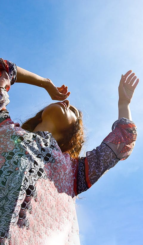 Can we see the sun directly?