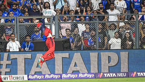 epic Relay Catch moment in IPL 2025 season