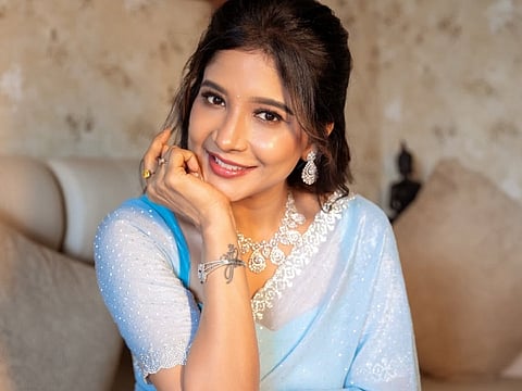 Actress Sakshi Agarwal Latest Clicks