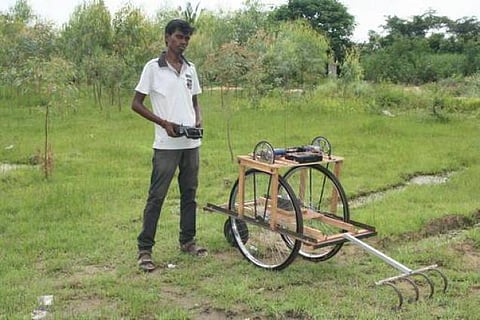 ரோபோ விவசாயி!