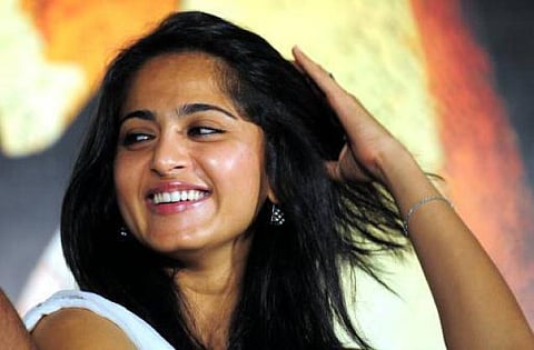 அனுஷ்காவின் புது முடிவு!