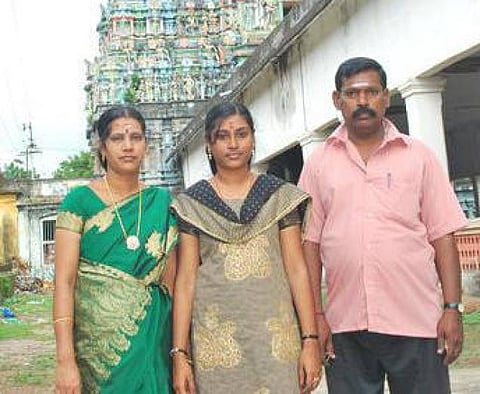 வினோதினி தாய் தற்கொலை: நிறைவேறாத அறக்கட்டளை ஆசை!