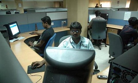 மனித வளம்: சேவை நம் தேவை