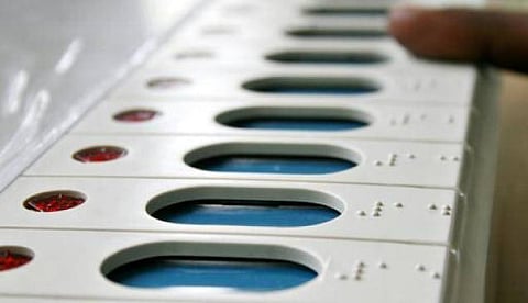 ஏற்காடு இடைத்தேர்தலில் நோட்டா மாநில தேர்தல் ஆணையத்துக்கு உத்தரவு