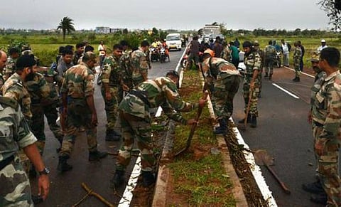 பைலின்: பெரும் பாதிப்பு தவிர்த்தற்கு காங்கிரஸே காரணம்