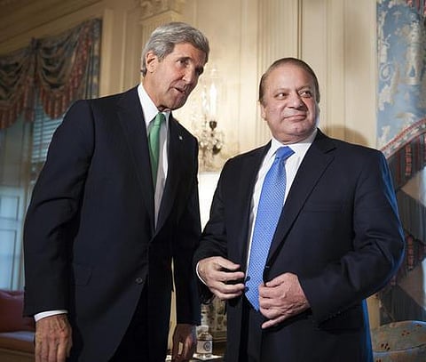 அமெரிக்க வெளியுறவு செயலருடன் நவாஸ் ஷெரிஃப் சந்திப்பு