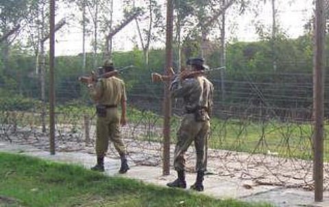 ஜம்மு எல்லையில் பாகிஸ்தான் ராணுவம் மீண்டும் தாக்குதல்