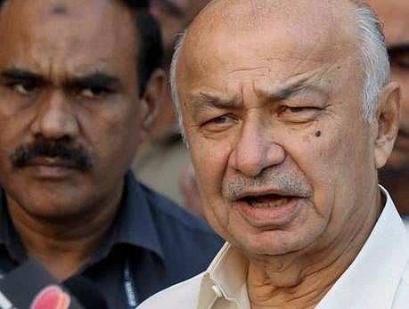 ராகுல் உயிருக்கு எப்போதுமே அச்சுறுத்தல் உள்ளது:சுஷில் குமார் ஷிண்டே