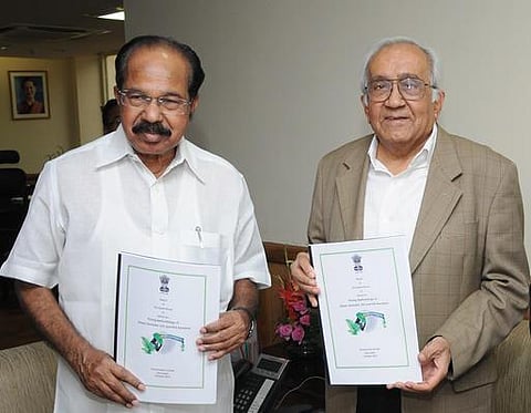 டீசல், காஸ் விலையை உயர்த்த மத்திய அரசுக்கு பாரிக் கமிட்டி பரிந்துரை