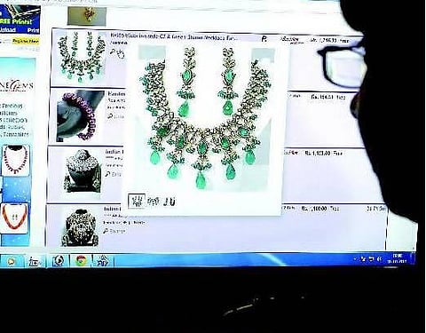 ஆன்லைனில் தீபாவளி வியாபாரம் அமோகம்