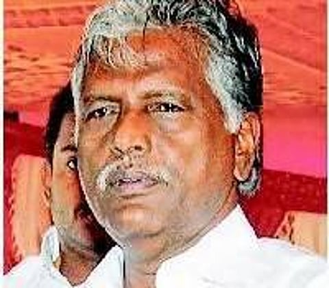 கே.பி.முனுசாமியின் அமைச்சர் பதவி பறிபோகிறது?- அ.தி.மு.க. வட்டாரத்தில் பரபரப்பு