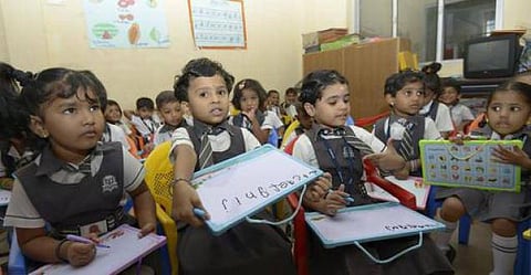 ஆங்கில எழுத்துருவில் தமிழை எழுதினால் என்ன?