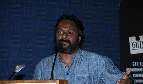 எல்லை பாதுகாப்பு அதிகாரியாக விக்ரம் பிரபு!