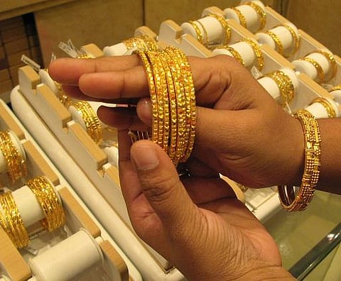 தங்க இறக்குமதி குறையும்