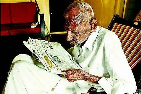 100 வயது தபால் தாத்தா