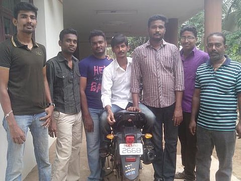 இந்தத் தலைமுறைக்கு குருதி..அடுத்த தலைமுறைக்கு மரக் கன்று..