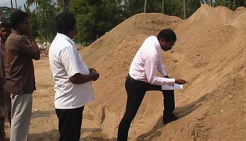 ஆட்சியில் யார் அமர வேண்டும் என்பதை தீர்மானிப்பேன்! - மணல் புள்ளி சவால்