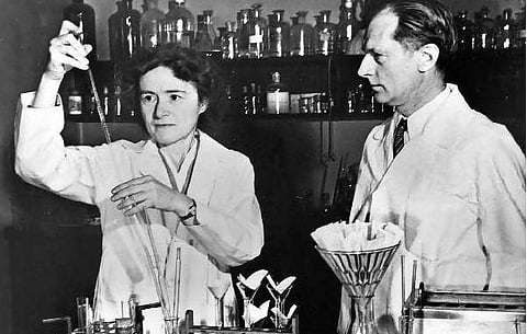 தட்டியும் திறக்காத கதவுகள்